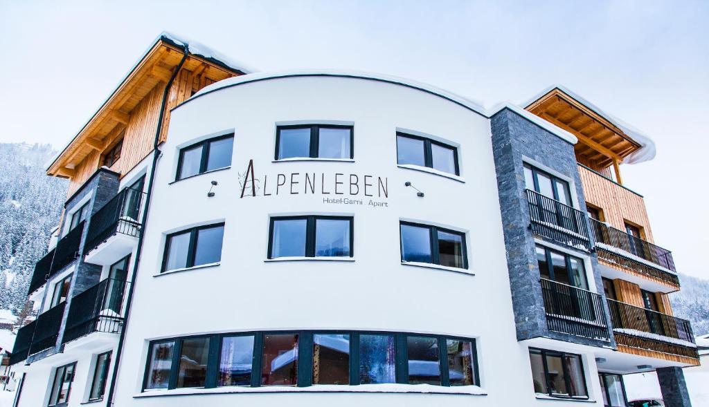 サンクト・アントン・アム・アールベルク Alpenlebenアパートホテル エクステリア 写真